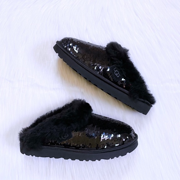 UGG Women’s Cluggette Sequin Black Slippers - Picture 5 of 8